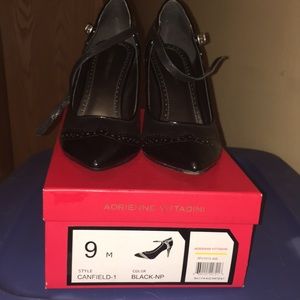 Adrienne Vittadini Canfield Mary Jane Pump